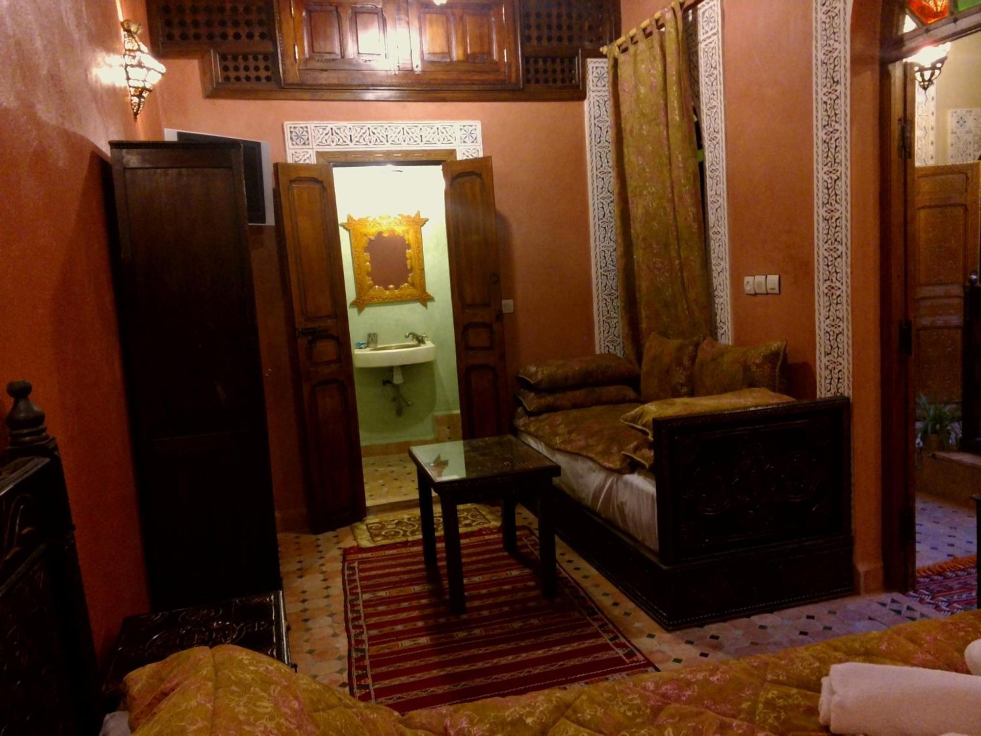 מקנס Riad Benchekroun חדר תמונה